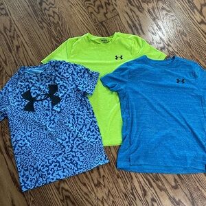 Three Boys Under Armour shirts. Excellent condition